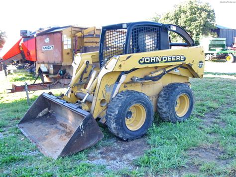 2001 john deere 270 skid steer loader|john deere 260 loader specifications.